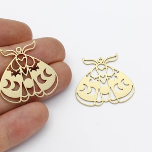 2 Pcs Raw Brass Moth Charm, Moth Pendant, Moon Phases Moth Jewelry, Moth Earring, Animal Pendant, Laser Cut Findings, 28x30mm, SH-1820
