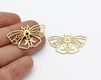Raw Brass Butterfly Pendant, Butterfly Charms, Moth Earrings, Animal Findings, Necklace Pendant, Brass Findings, 21x36mm, SH-1821