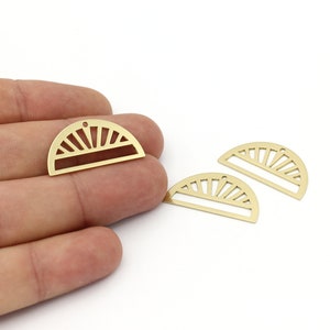 6 Pcs Raw Brass Half Round Charm, Sun Semi Circle Connector, D Shape Pendant, Earring Connector, Jewelry Supplies, 15x30mm, SH-2182