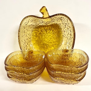 Set aus 6+1 großen apfelförmigen Schalen / karamellfarbenes Glas, italienisches Design, Marke Covetro, Vintage 1960er - 1970er Jahre
