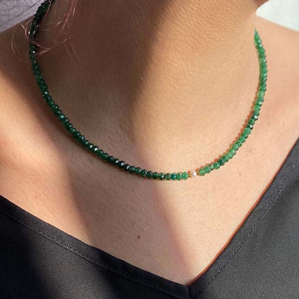Grüne Edelstein Perlen Halsketten für Frauen • Naturstein Chokers Kristall Perlen • Kurze Halskette • Geburtstagsgeschenk • Sommer Halskette