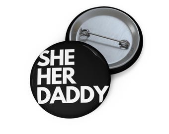 Sie Ihr Papa Pronomen Button Pin Flair