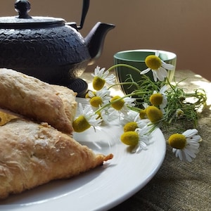 Chamomile Honey Scone Mix/Gifts for Foodies/Gourmet Baking Mixes/British Scone Mix/Bake at Home Scones/Mother&#39;s Day Gift/Inexpensive Gift