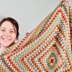 BEGINNER Granny Love Blanket Pattern PDF Digital Download (with video tutorials!) - Giant Granny Square Throw Afghan Bedspread Baby