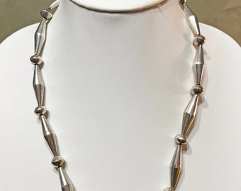 Heavy Navajo sterling silver hand made bench bead necklace 21.5" long