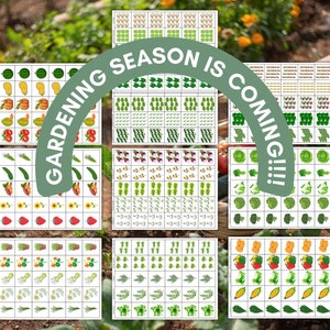 Op de afbeelding: Een set van negen printbare tuinbingo-kaarten met verschillende groenten en fruit, waaronder watermeloen, pompoen, tomaten, paprika's, ma&iuml;s en meer. De kaarten zijn gelabeld met 'Tuinseizoen is eraan!'.
