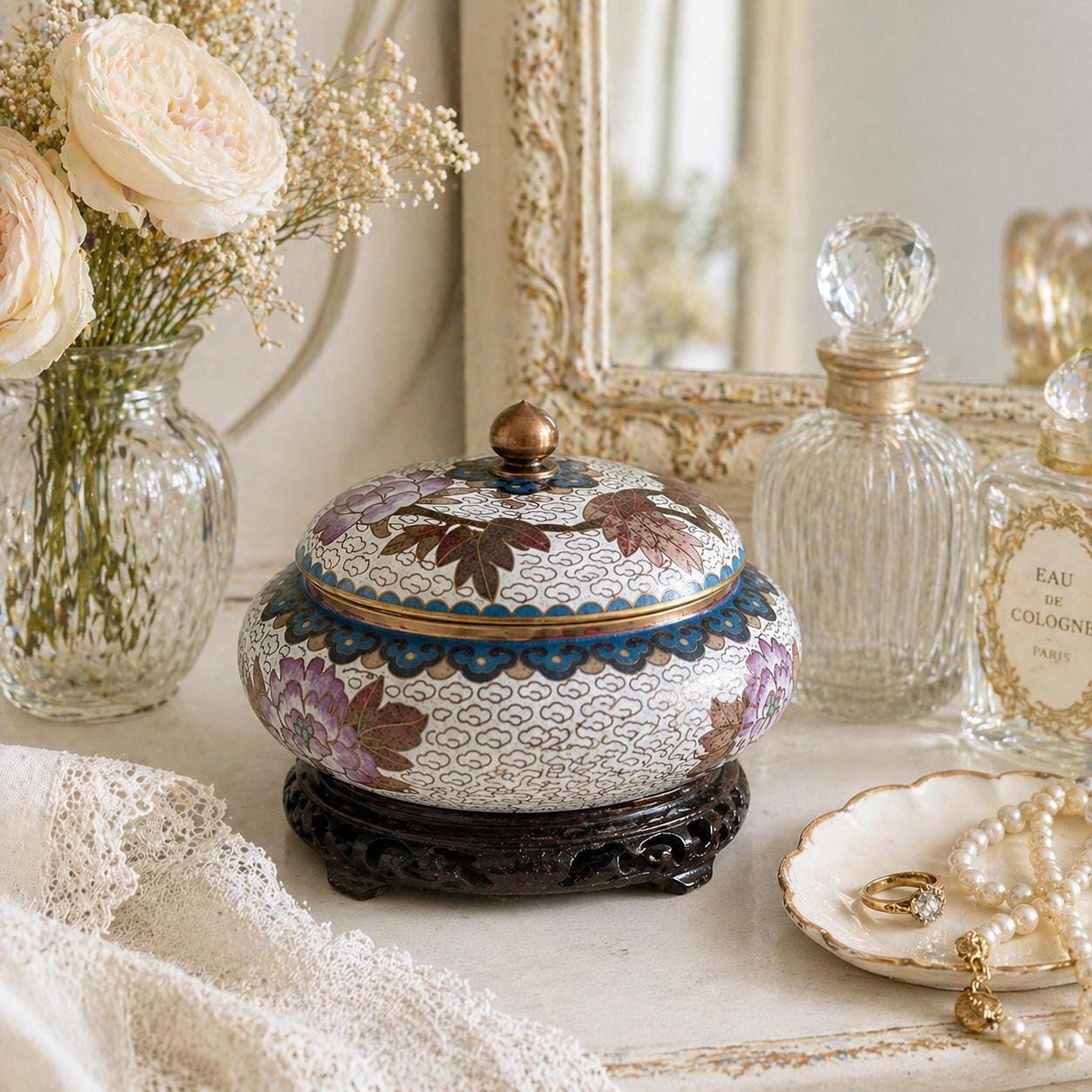 ②金工七宝　花柄宝石箱　アンティーク品 Cloisonné Box, Vintage Floral Enamel Trinket Box with Wooden Stand