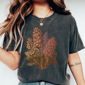 Hyacinth Shirt, Hyacinth Flowers T-Shirt, Comfort Colors Tee, Oversized Vintage Look Tee Shirt, Flower Lover Shirt Gardener Tshirt Gardening