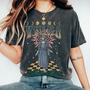 Maagd teken shirt Vintage Zodiac shirt, Maagd hemelse T shirt, astrologie Tee, Zodiac gift augustus september comfort kleuren T-shirt sterrenbeeld
