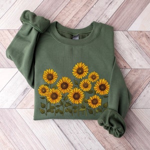 Sunflowers Sweatshirt, Floral Long Sleeve Sunflower Sweatshirt, Anything Sunflowers Shirt, Flower Sweatshirt, Cottagecore, Womens Crewneck