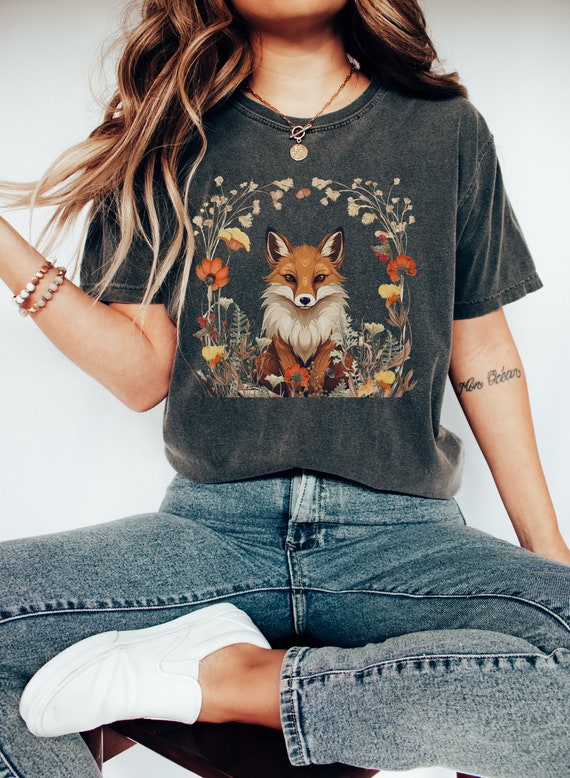 Fox Witchy Cottagecore Shirt, Goblincore Shirt, Whimsigoth T-Shirt, Floral Fox Fairycore Dark Academia Tee Green Witch, Woodland Animal Boho