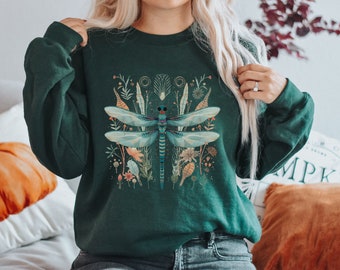 Dragonfly Sweatshirt Dragonfly Lover Sweat Shirt Cottagecore Dragonfly Crewneck Insect Lover Long Sleeve Nature Lover Gift Christmas Sweater