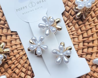 Pearl flower clips, claw clips, flower girl, mini clips, baby clips, toddler hair clips, hair clip set, flower hair clip, flower girl gift