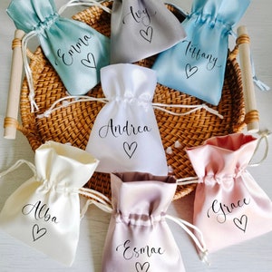Personalised gift bag, custom drawstring, silk, satin, reusable gift bag, wedding favours, Bridesmaid gifts, Bridesmaid box, custom pouch