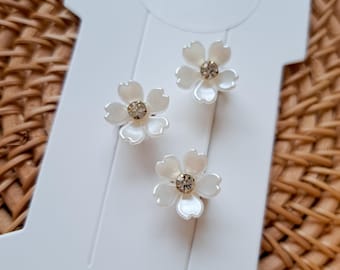 Pearl flower clips, claw clips, flower girl, mini clips, baby clips, toddler hair clips, hair clip set, flower hair clip, flower girl gift