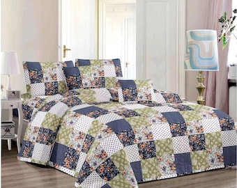Floral Bedspread Set Queen Size and King Size Multicolor Floral Print Quilted Bedding Set Looks like a Patchwork Quilt - Elegant
