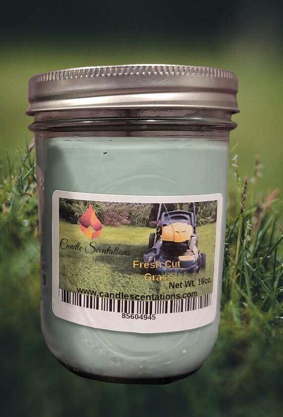 Fresh Cut Grass 16oz. Candle
