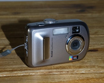 Kodak Easyshare C310 | 4MP | Retro Y2K Compact Digicam | 2005 Vintage CCD Point and Shoot Camera