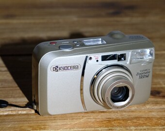 Kyocera Yashica Zoomate 120 SE | 35mm Film Camera | 38-120mm lens | 90's Vintage Compact Point and Shoot | TESTED