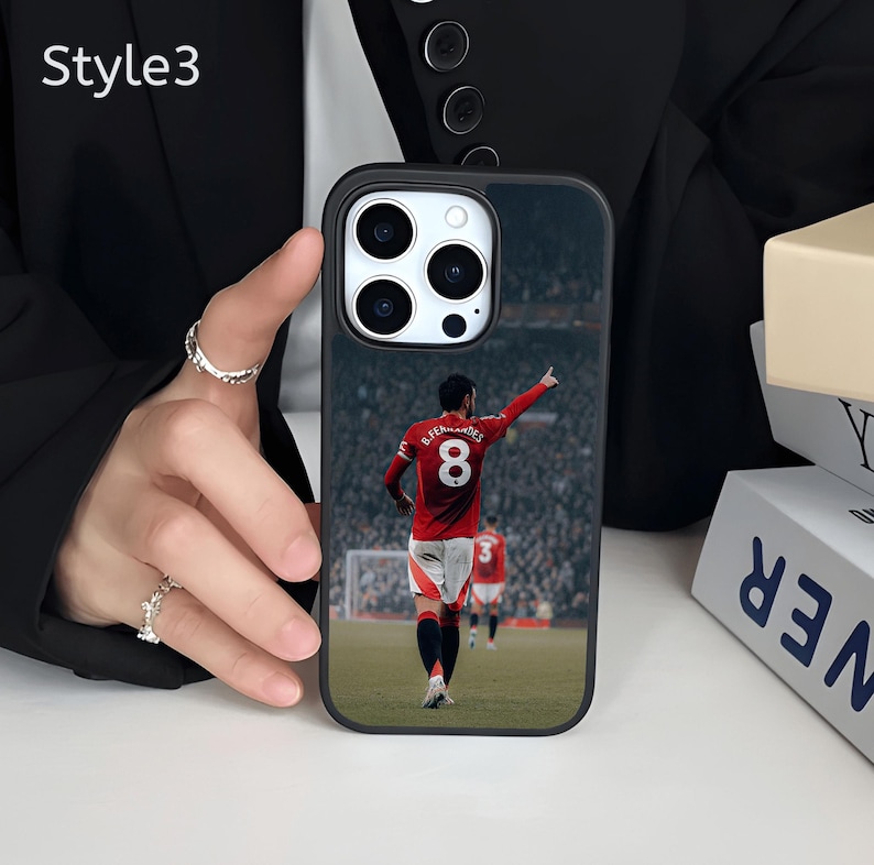 Bruno Fernandes football phone case for a Manchester United fans for iPhone and Samsung image 8