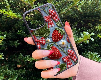 iPhone-hoesje geborduurd aardbei / schattig telefoonhoesje zomerfruit / fruitcover voor iPhone 15 14 13 12 11 X XR SE Samsung S24 S23 S22 S21 A53