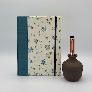 Vorbestellung (Lieferung Oktober) A5 Hardcover-Notizbuch mit zartem italienischem Florentiner-Blumendruck