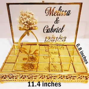 Wedding Custom Chocolates and Glass Box, Personalized Chocolate Favors for Wedding, Baptism, Quinceañera Sweet 16, Baby Shower