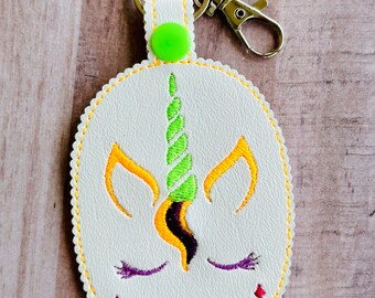 Magical Unicorn Keychain - Handcrafted Sparkling Accessories for Enchanting Vibes.