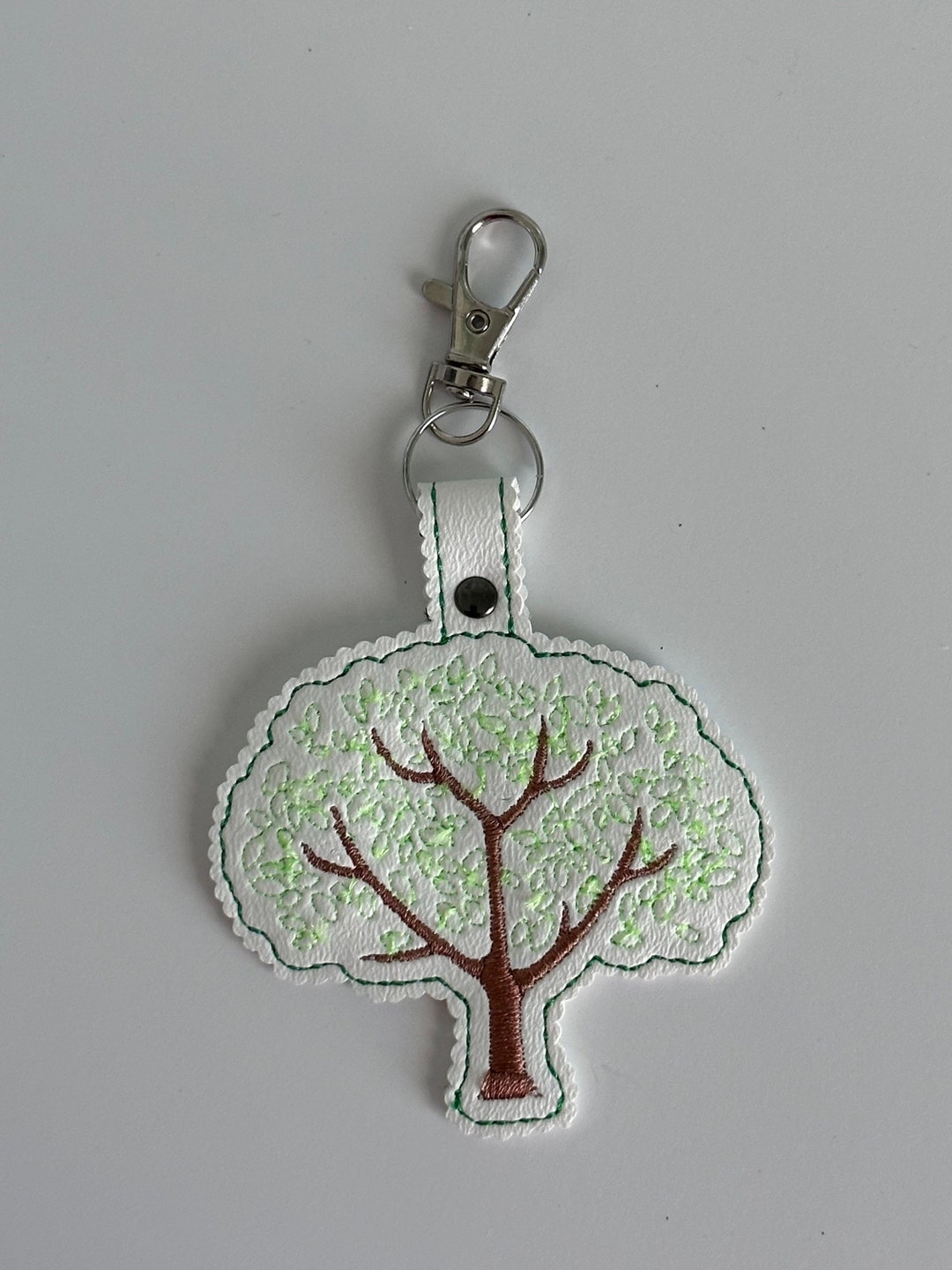 Keychains / Tree Snap Tab/ Keyring/ Key Fobs/ Bagtags - Etsy