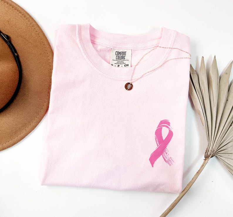 Camiseta Comfort Colors® contra el cáncer de mama, camiseta con lazo rosa, camiseta de concienciación sobre el cáncer, regalo para supervivientes de cáncer imagen 1