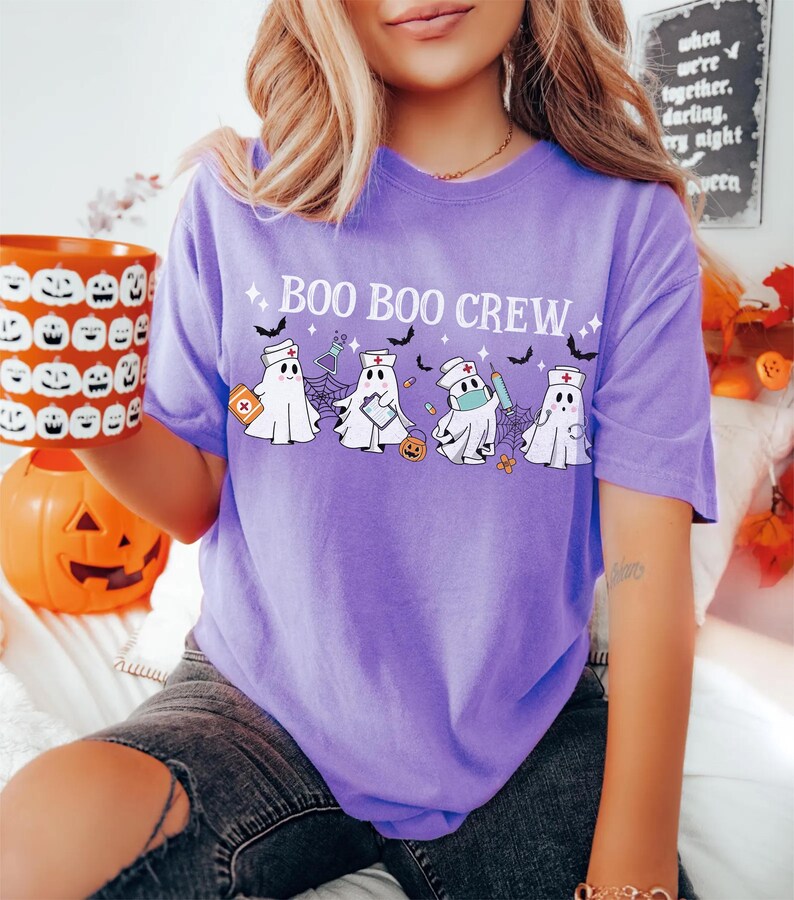 Comfort Colors® Halloween Nurse Shirt, Boo Boo Crew, Nurse Gift For Women, Spooky Season Shirt imagem 4