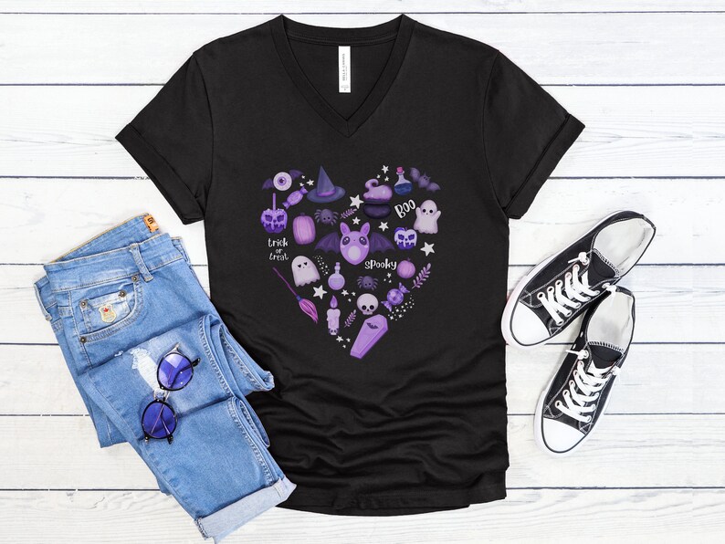 Halloween Doodles Pastel V Neck T-shirt, Bats & Ghosts Tee, Cute Witchy Shirt, Spooky Gift, Whimsigoth All Hallows Eve, Witchcore Plus Size immagine 7