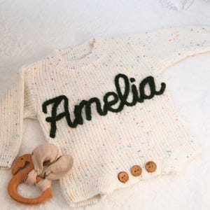 Mono de punto grueso con nombre de bebé: suéter con nombre de niño bordado personalizado, mono personalizado, jersey, bordado monograma para recién nacido