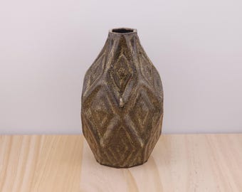 Brown Diamond Bud Vase