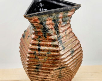 Earthy triangle vase