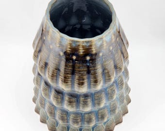 3D Printed Teardrop Planter: Geometric Beige & Gray with Blue Highlights