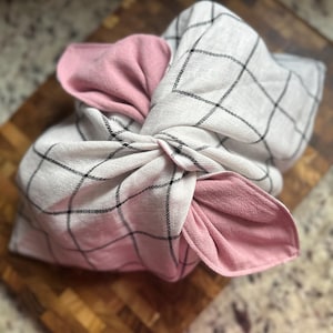 Handmade Linen Bento Bread Bag - Keep Sourdough Freah - Reusable, Eco-Friendly Bread Storage, Sustainable Kitchen Essential