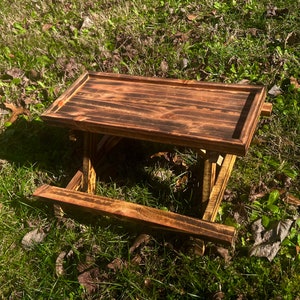 Chicknic table