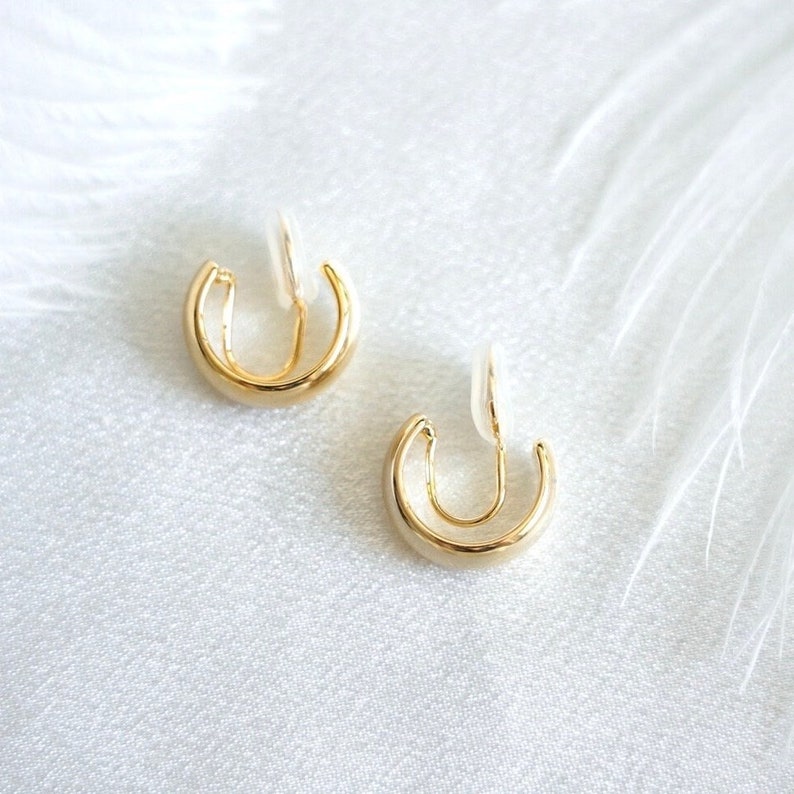 Clip on Earrings Simple 14K Gold Silver Hoop Minimalist Non Pierced Ears Invisible Pain Free Minimalist Jewelry Gift Classy Everyday afbeelding 9