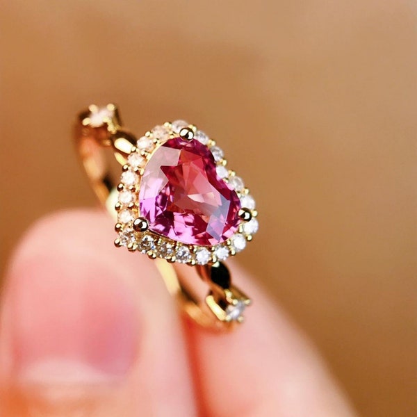 18k gold natural heart pink sapphire engagement ring/Diamond halo sapphire wedding ring/Unique vintage sapphire ring/Handmade pink sapphire