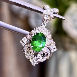 Luxurious vintage emerald pendant/18k white gold halo emerald necklace/Handmade Emerald wedding necklace/Art Deco emerald handmade jewelry