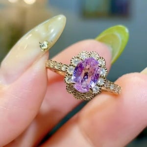 Luxury 18k white gold genuine oval pink sapphire Padparadscha ring/Floral halo pink sapphire ring/Statement vintage sapphire ring for women
