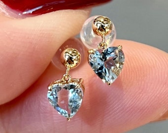 Heart real aquamarine studs/18k gold natural aquamarine studs/Minimalist aquamarine studs/Dainty heart shape aquamarine earrings stud/trendy