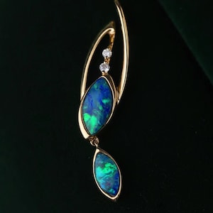 Genuine opal pendant/Australian opal necklace/18k gold opal pendant/Art Deco opal pendant/Handmade opal jewelry/Opal necklace for women