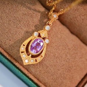 Unique natural pink sapphire pendant in 18k rose gold/Natural real pink sapphire necklace/sapphire fine jewelry anniversary birthstone gift