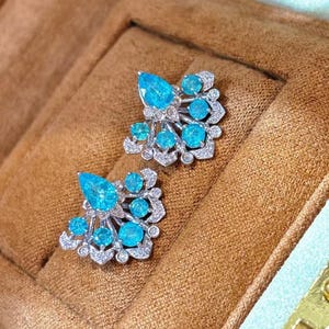 Luxurious 18k white gold natural Paraiba earrings/Unique diamond blue tourmaline dangle earring for her/Teal tourmaline Paraiba fine jewelry