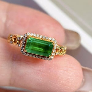 Natural emerald ring/chunky real emerald ring in 18k solid gold/diamond accent emerald engagement ring/luxurious big gem emerald jewelry