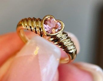 18k gold natural red pink tourmaline engagement ring/Minimalist heart pink tourmaline ring/Bezel setting pink tourmaline ring/unique pink