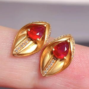 18k solid gold genuine pigeon blood ruby studs\Unique natural ruby studs/Dainty natural ruby studs/Handmade Art Deco fine ruby anniversary