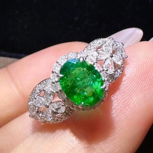 Natural emerald ring/chunky real emerald ring in 18k white gold/diamond accent emerald engagement ring/luxurious big gem emerald jewelry